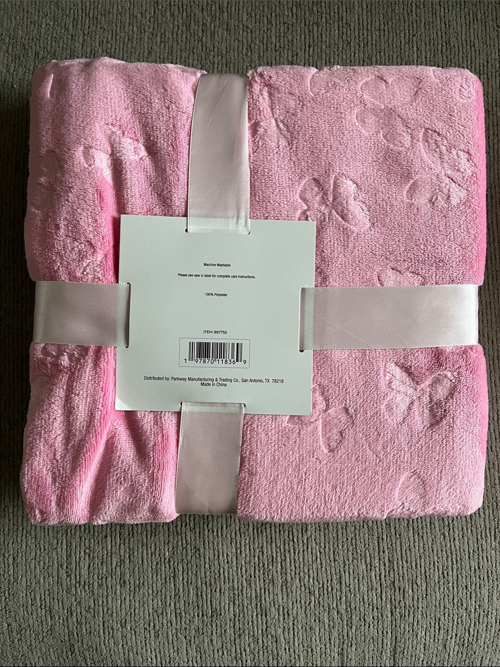 Plush Pink Butterfly Embossed Throw Blanket - Picture 3 of 3